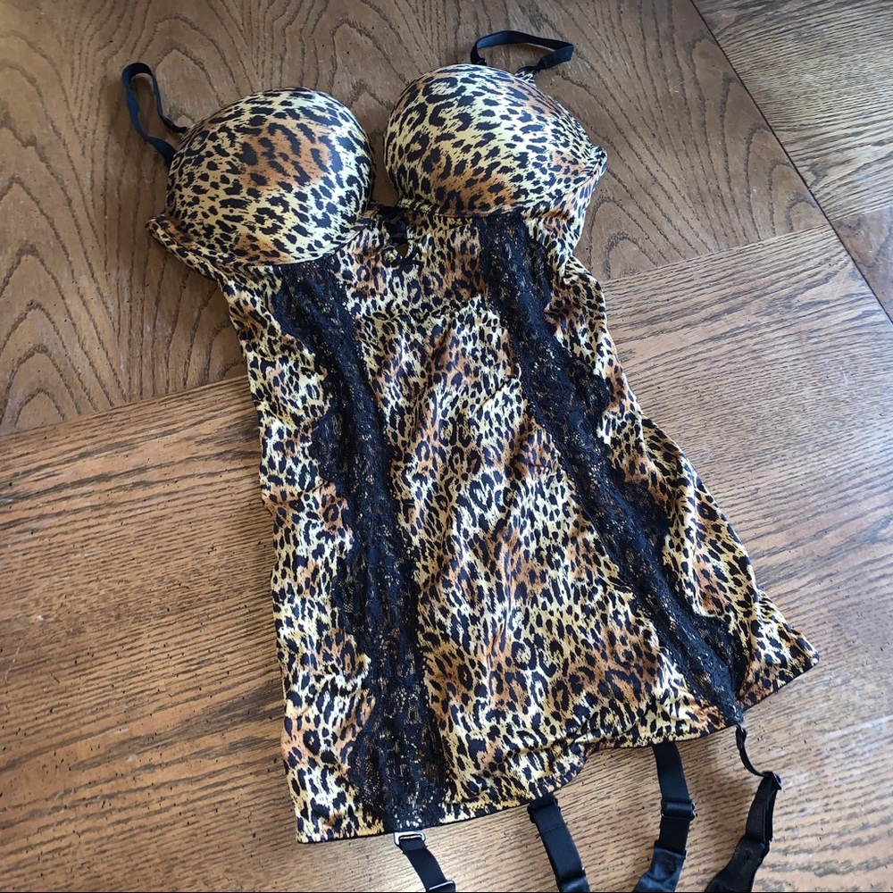 Nightie, Victoria’s Secret, 34D